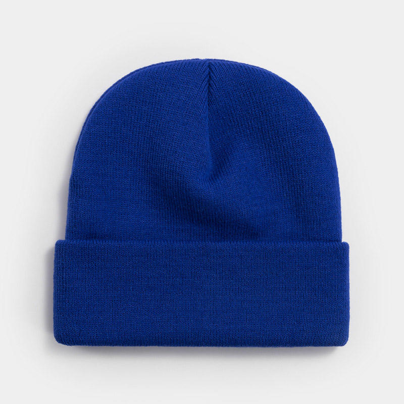 H00074 قبعة أساسية محبوكة متعددة الألوان